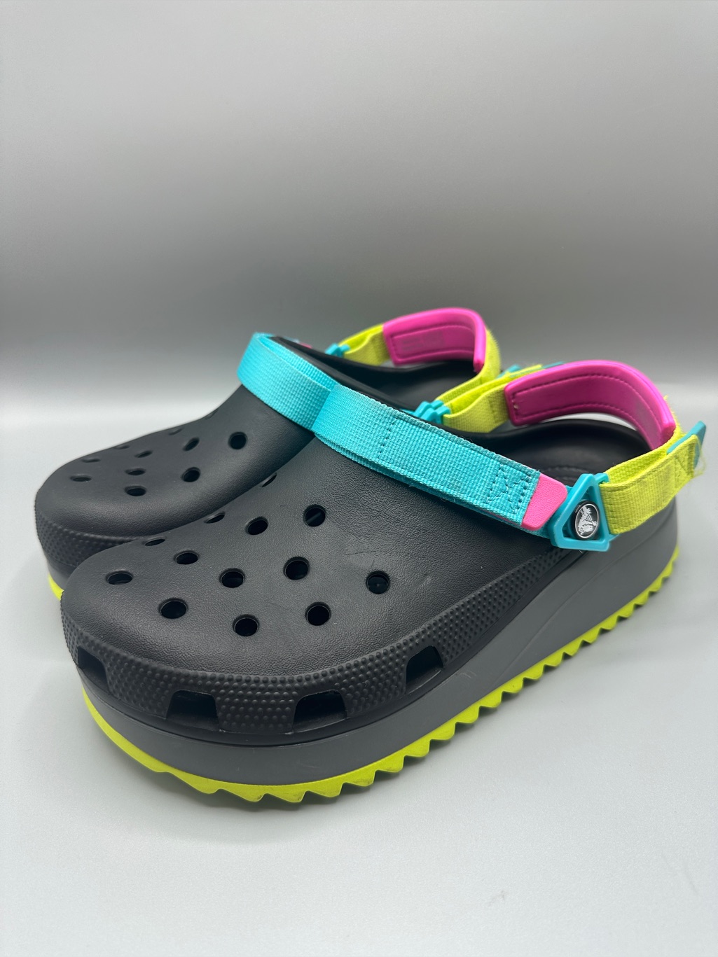 Crocs Classic Hiker Clog Shoe Womenâs Sz 11/ Menâs Sz 9 Multicolour